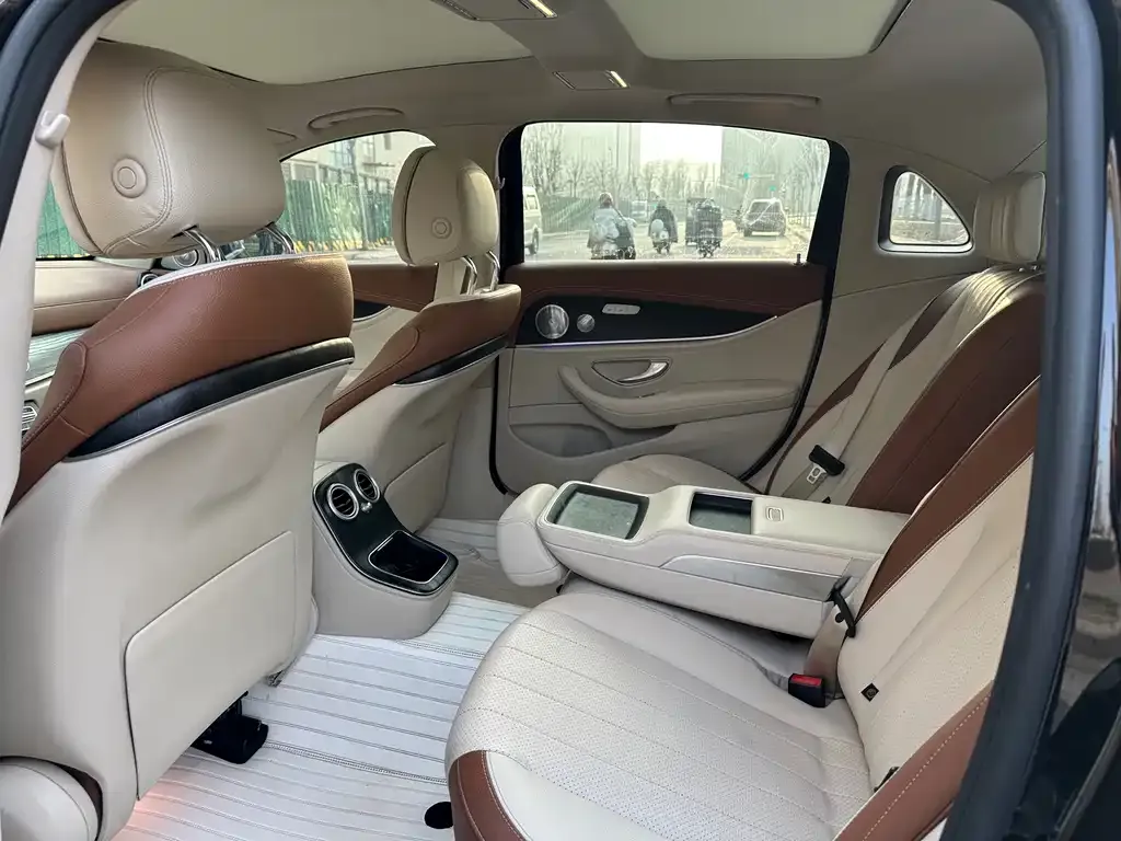 Mercedes-Benz E-Class New Energy 2021 из CN, фото 4