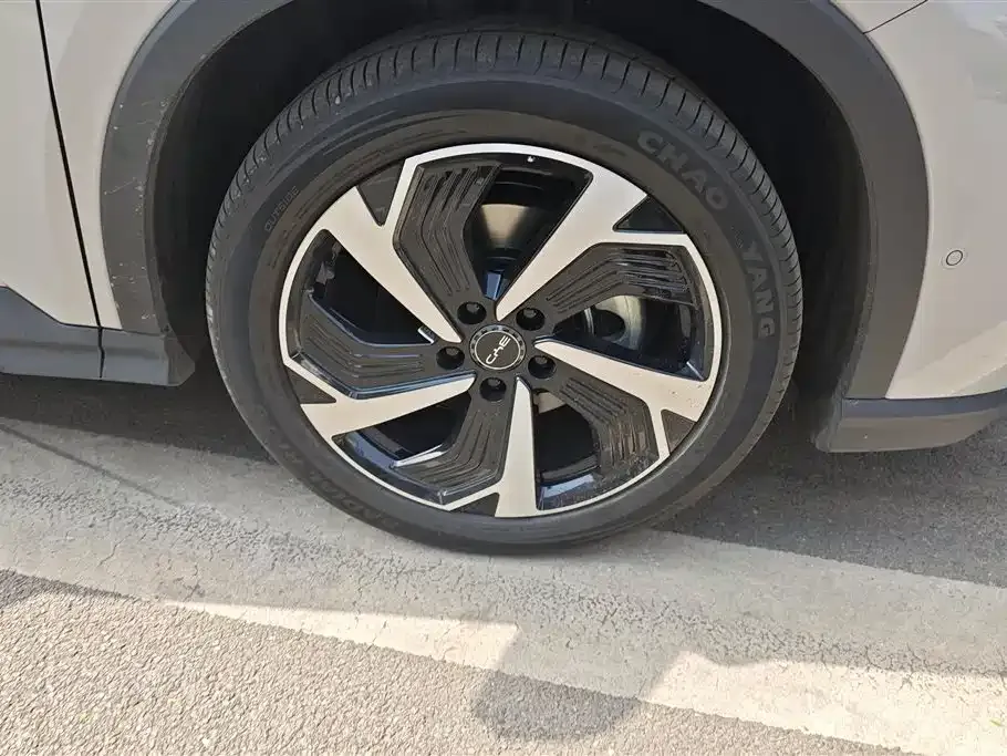 BYD Seal 05 DM-i — фото 9