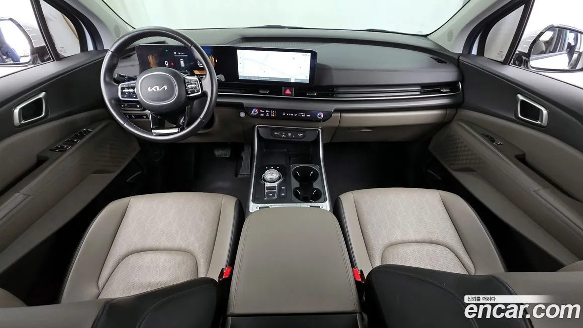 Kia Carnival — фото 4