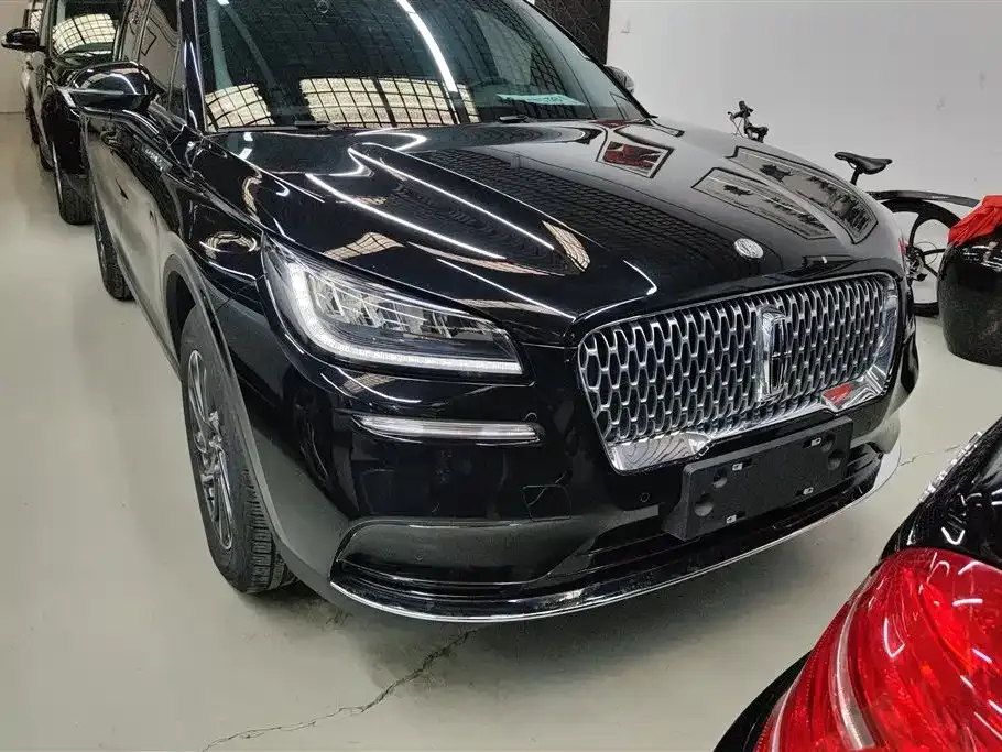 Lincoln Corsair — фото 10