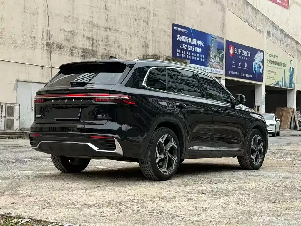 Geely Xingyue L — фото 9