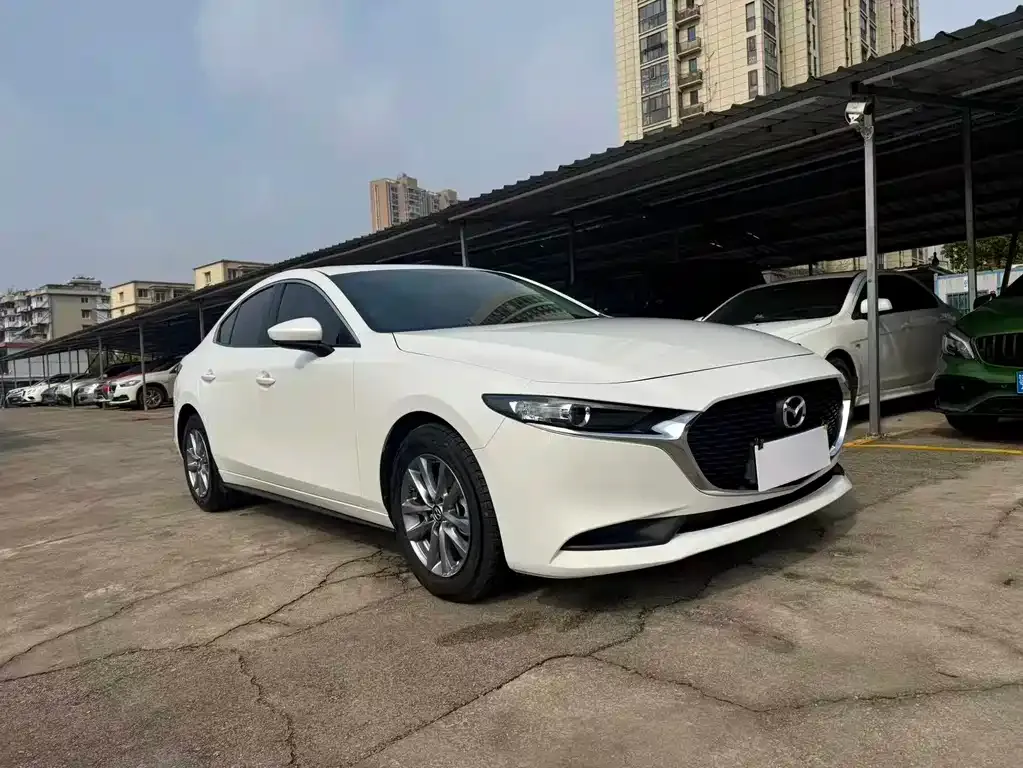 Mazda 3 Axela 2022 из CN, фото 9