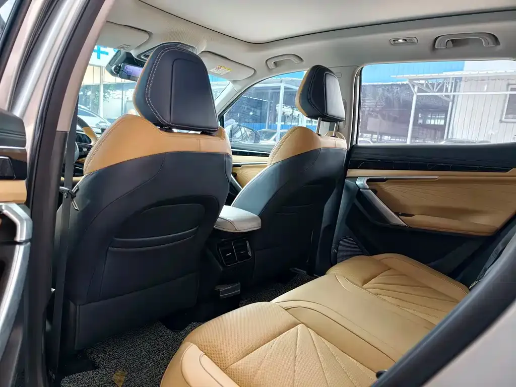 Geely Boyue L 2023 из CN, фото 9