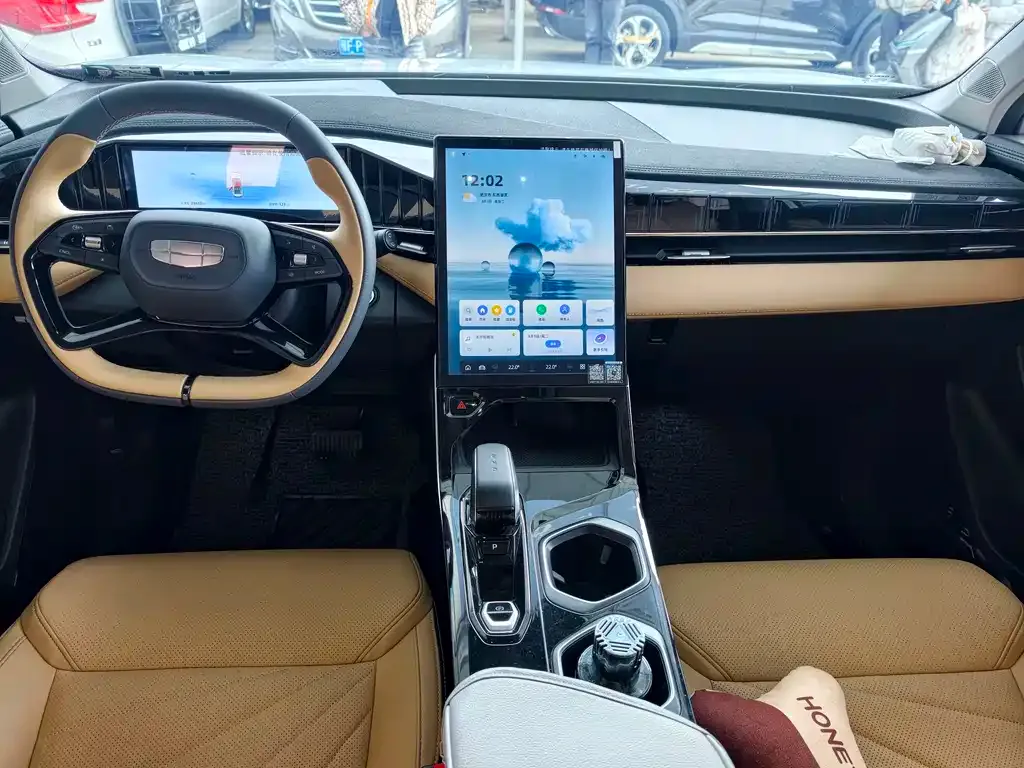 Geely Boyue L 2023 из CN, фото 3