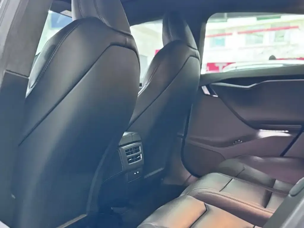 Tesla Model S 2021 из CN, фото 2