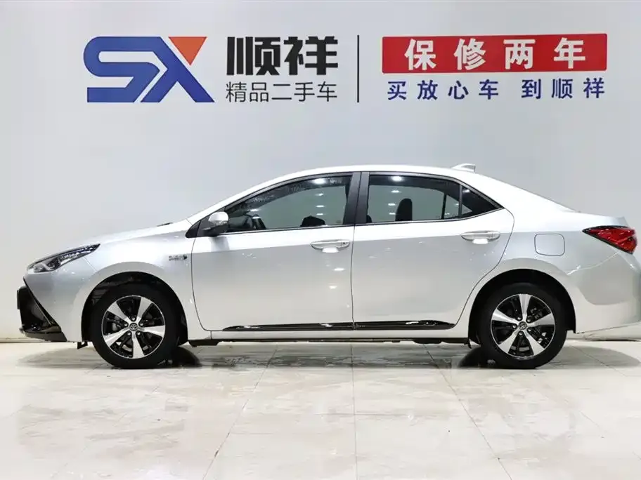 Toyota Levin Twin Engine E+ 2021 из CN, фото 2
