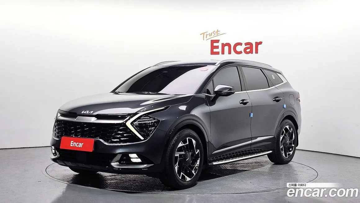 Kia Sportage — фото 1
