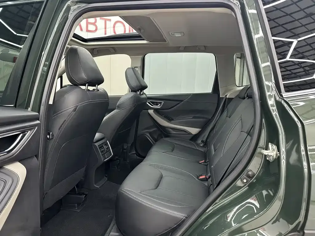 Subaru Forester 2022 из CN, фото 3