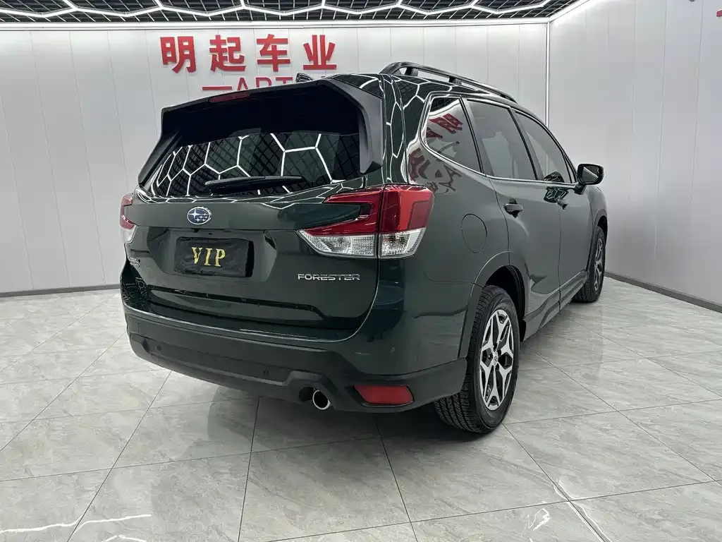 Subaru Forester 2022 из CN, фото 5