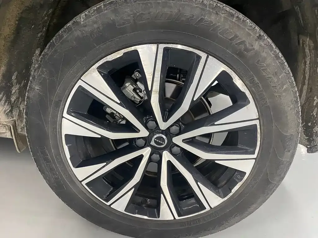 Volvo XC60 2024 из CN, фото 6