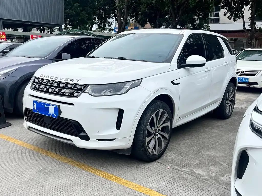 Land Rover Discovery Sport — фото 1
