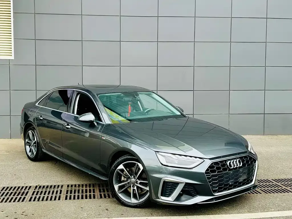 Audi A4L 2021 из CN, фото 1