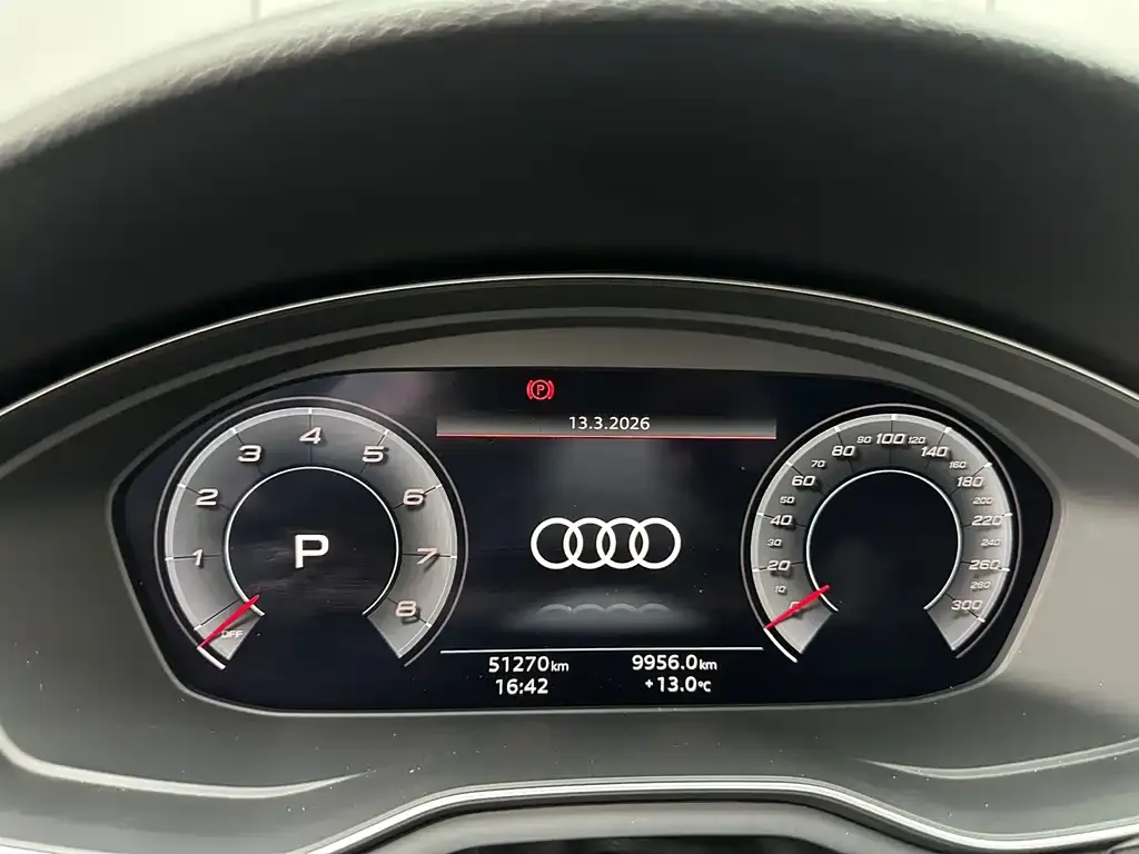 Audi A4L 2021 из CN, фото 3