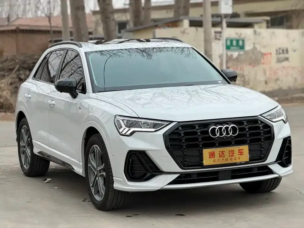 Audi Q3 — фото 4