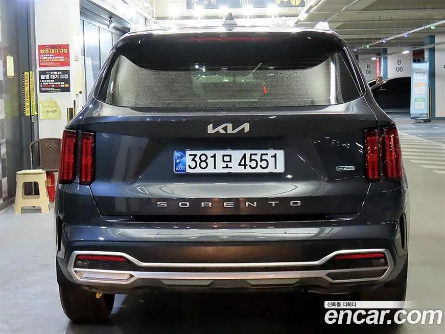 Kia Sorento — фото 7