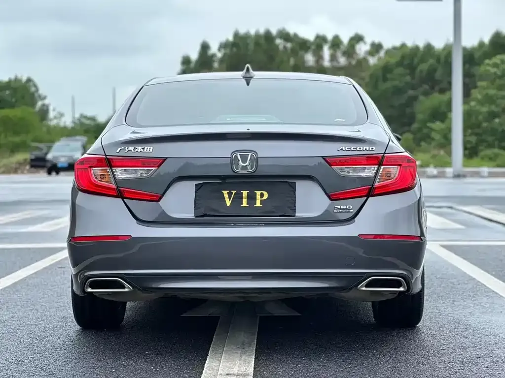 Honda Accord — фото 5