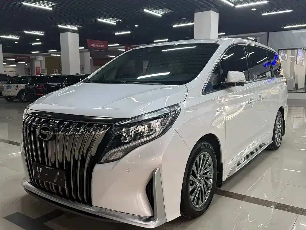 GAC Motor Trumpchi M8 — фото 1