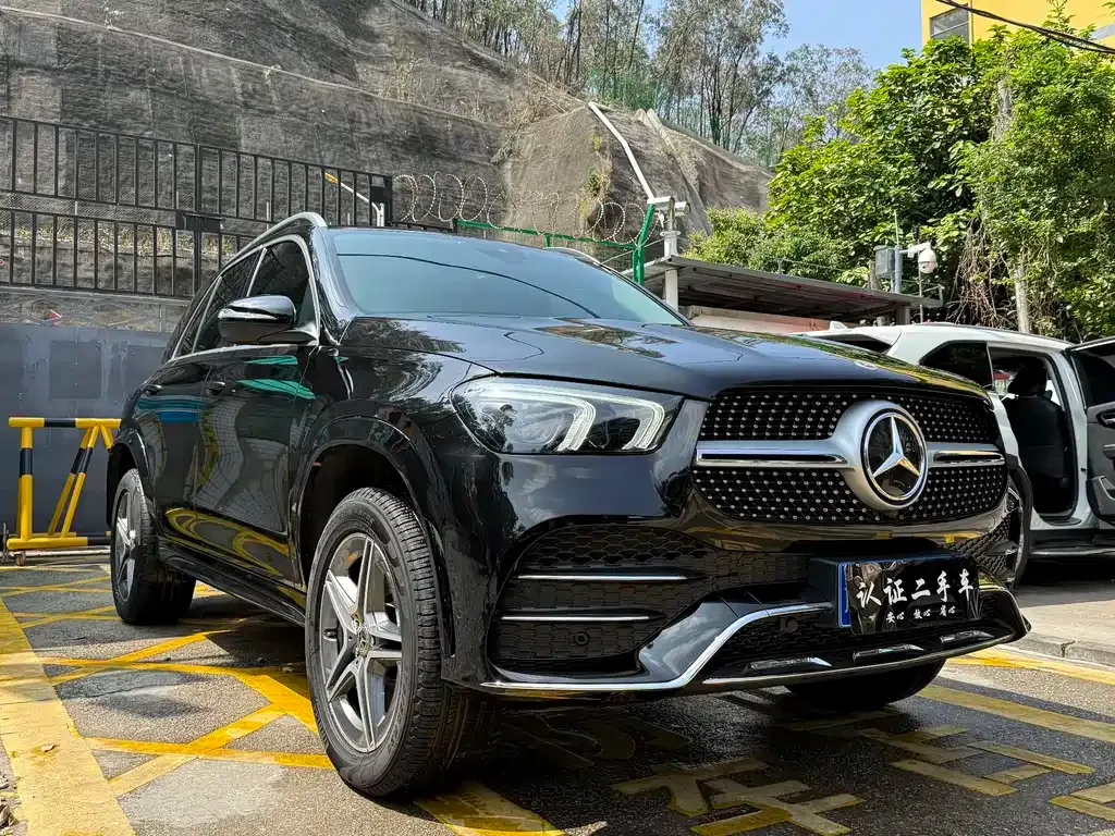 Mercedes-Benz GLE — фото 8