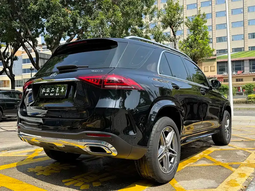 Mercedes-Benz GLE — фото 7