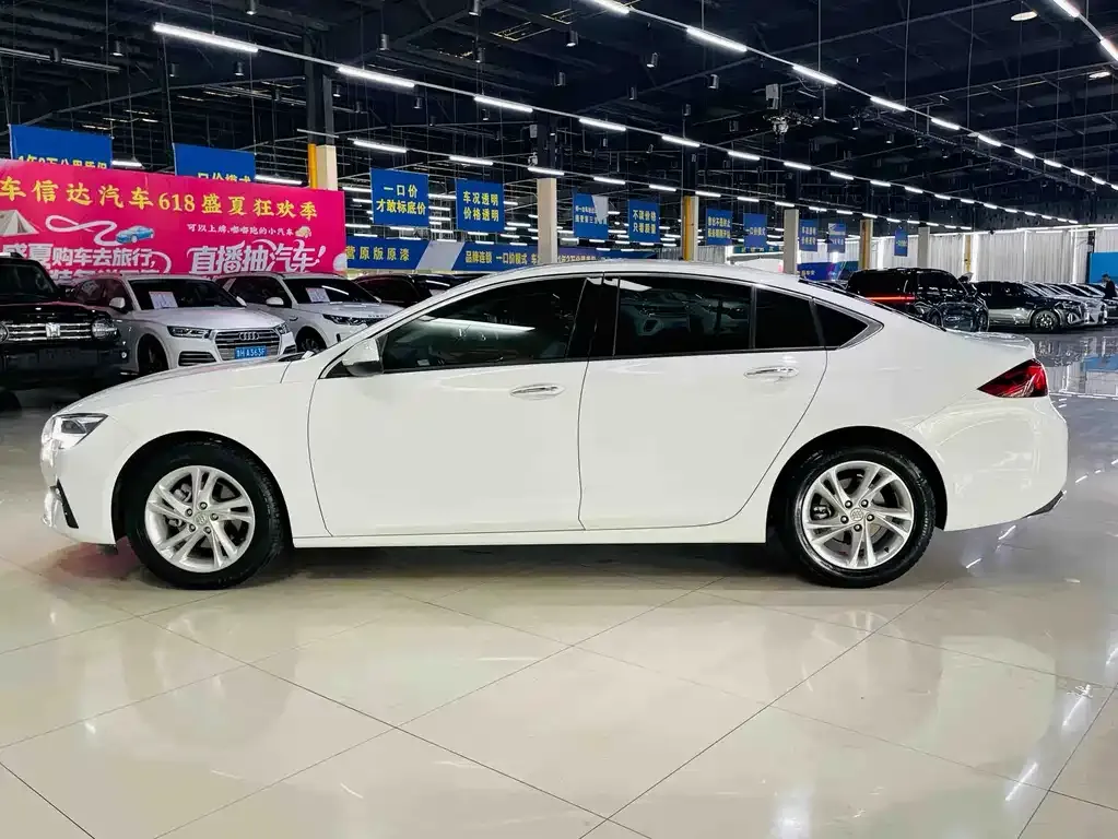 Buick Regal — фото 7