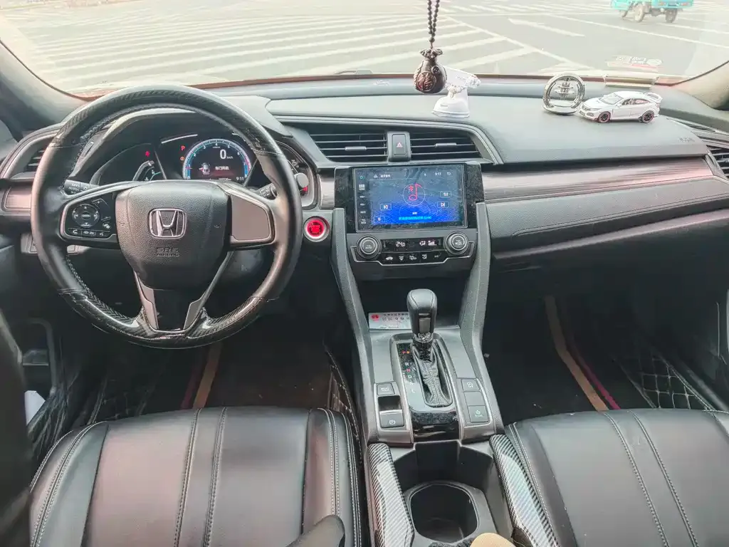 Honda Civic 2022 из CN, фото 2