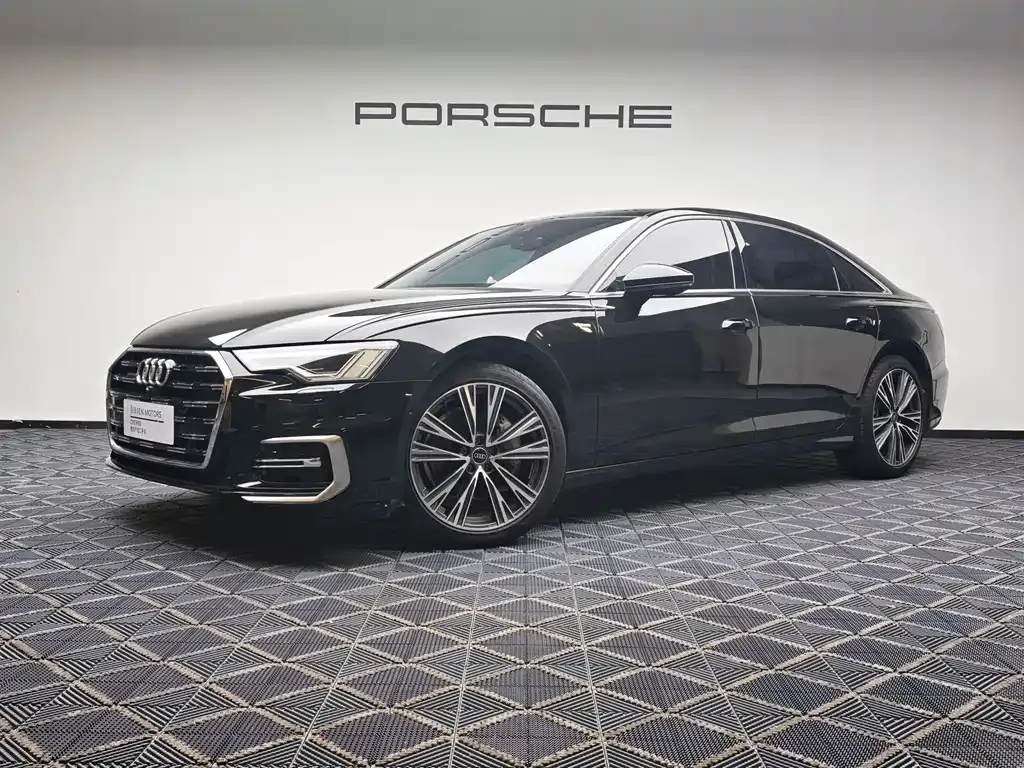 Audi A6L — фото 1