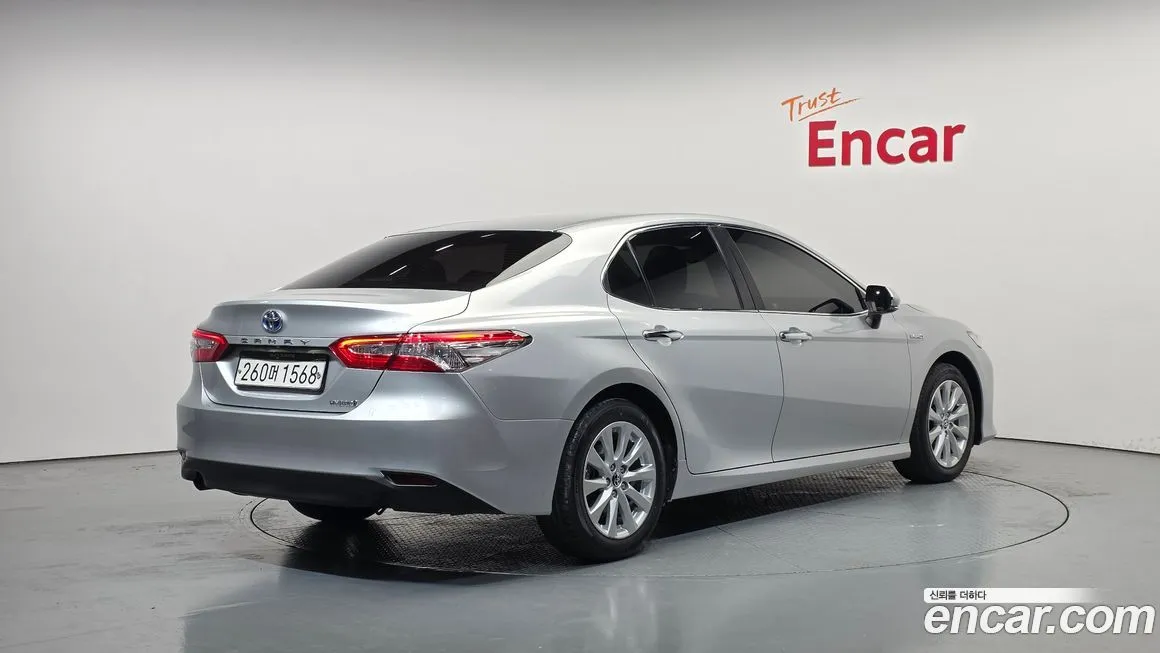 Toyota Camry 2021 из KR, фото 2