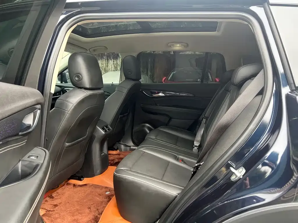 Buick Envision Plus — фото 6