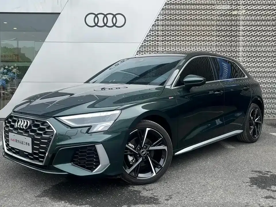 Audi A3 — фото 1