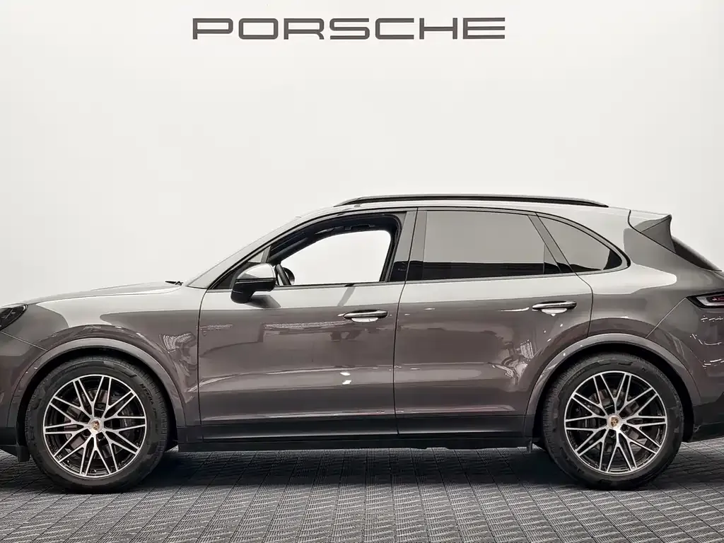 Porsche Cayenne 2024 из CN, фото 10