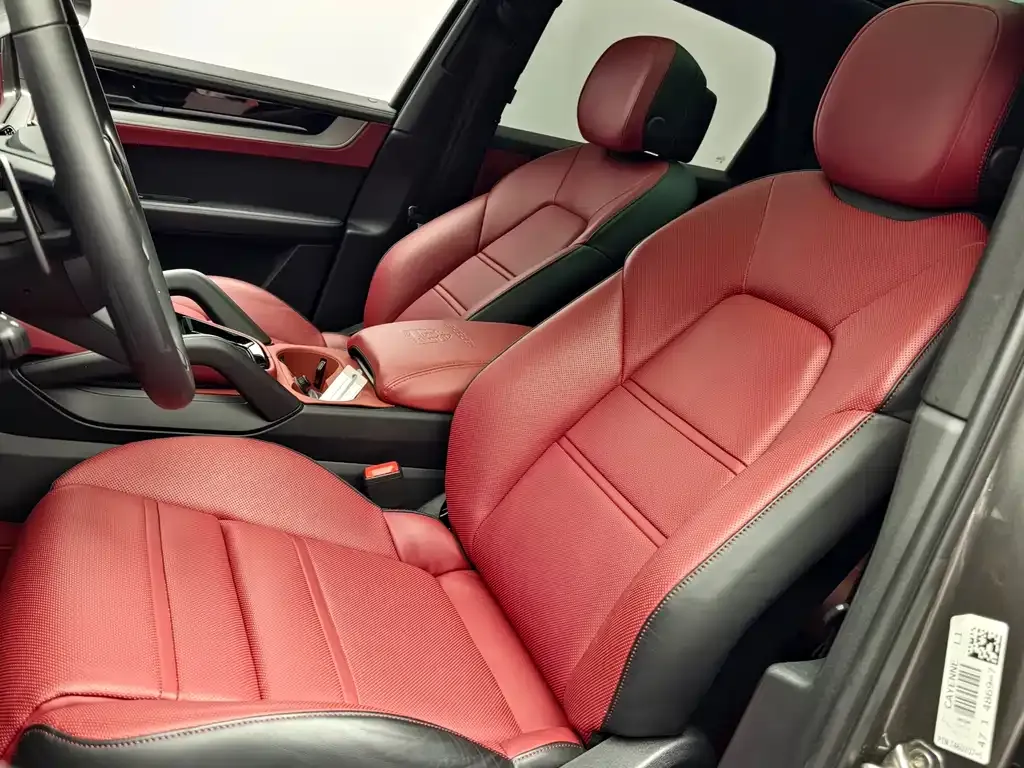 Porsche Cayenne 2024 из CN, фото 9