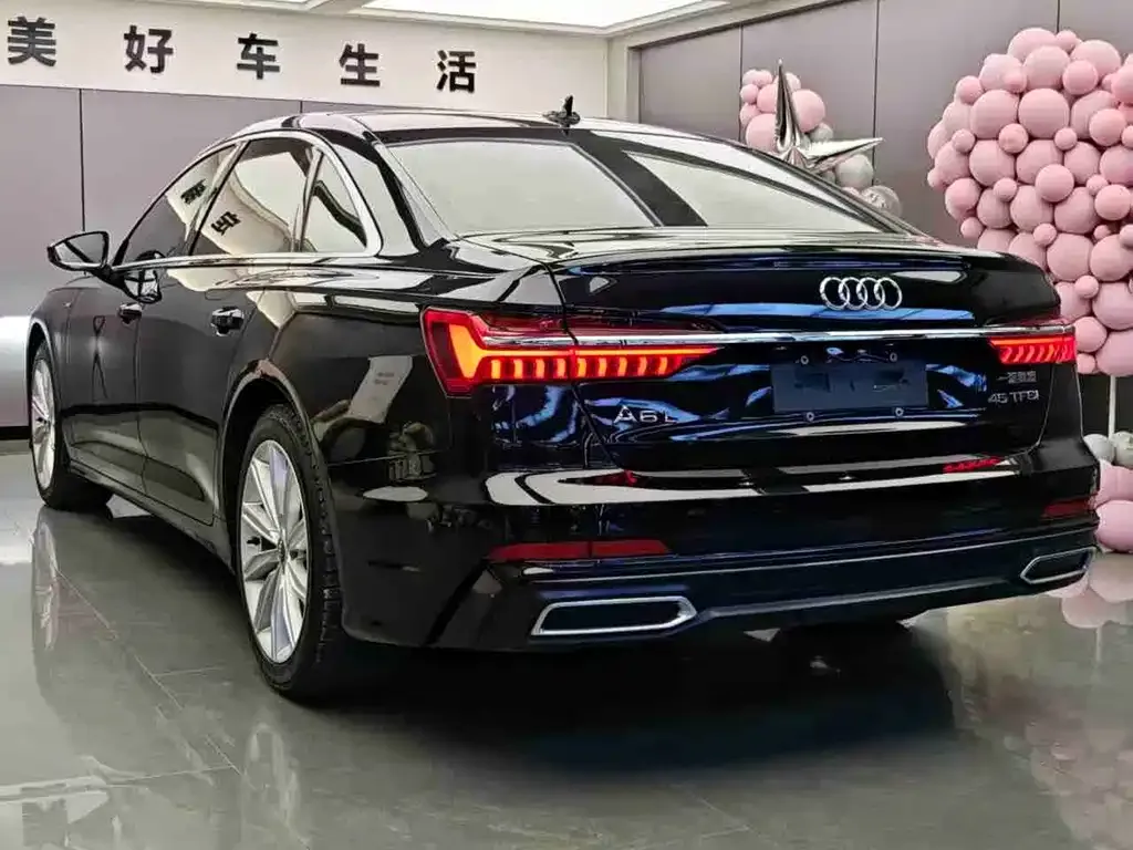 Audi A6L — фото 8