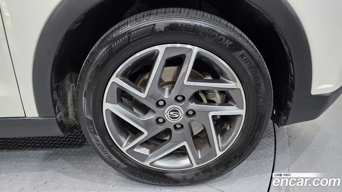 KG Mobility (Ssangyong) TIBOLI 2022 из KR, фото 8