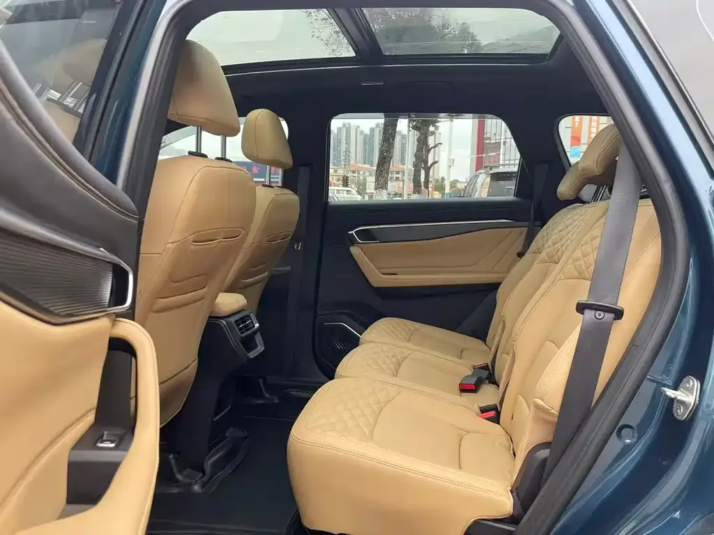 Geely Haoyue L 2023 из CN, фото 4
