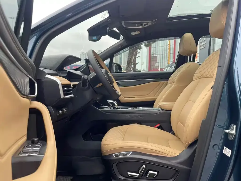 Geely Haoyue L 2023 из CN, фото 2
