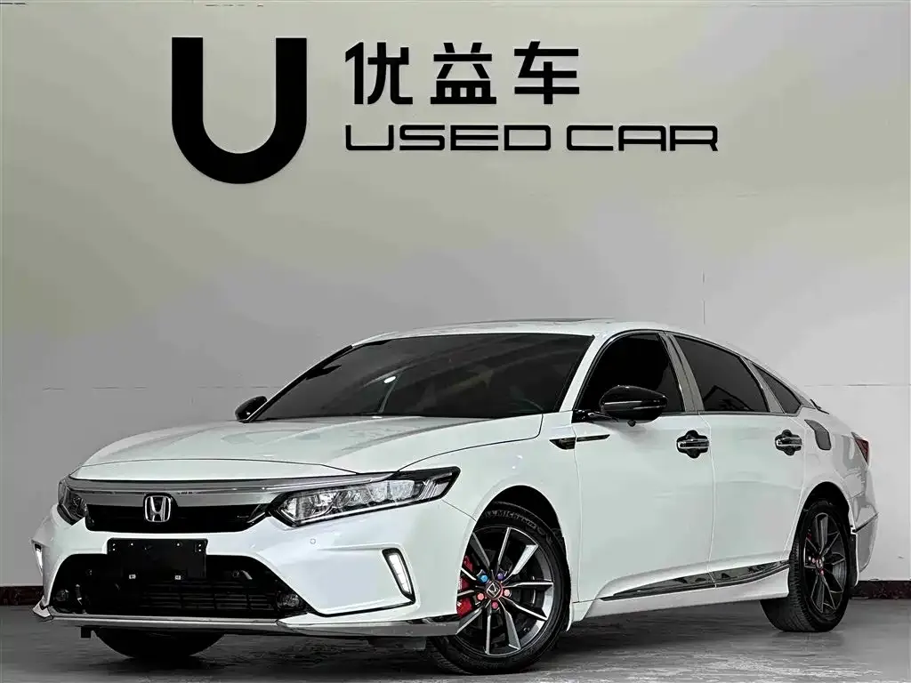 Honda Inspire — фото 1
