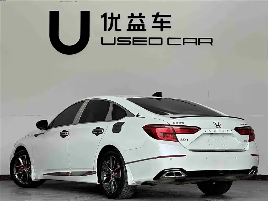 Honda Inspire — фото 3