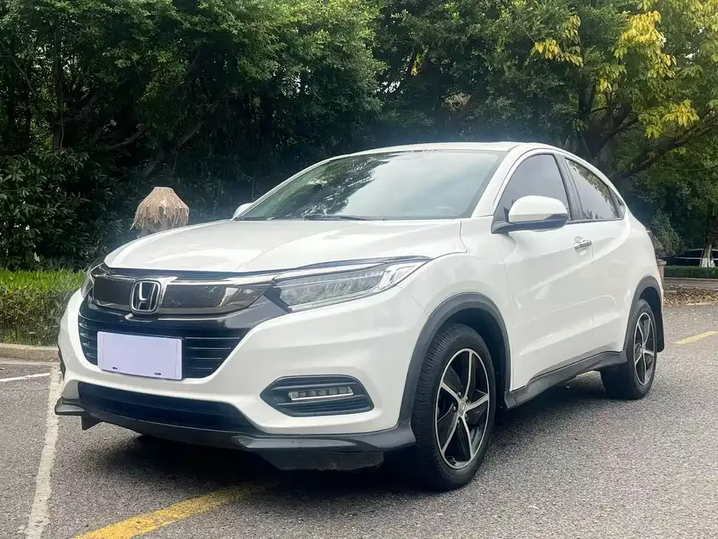 Honda Vezel — фото 1