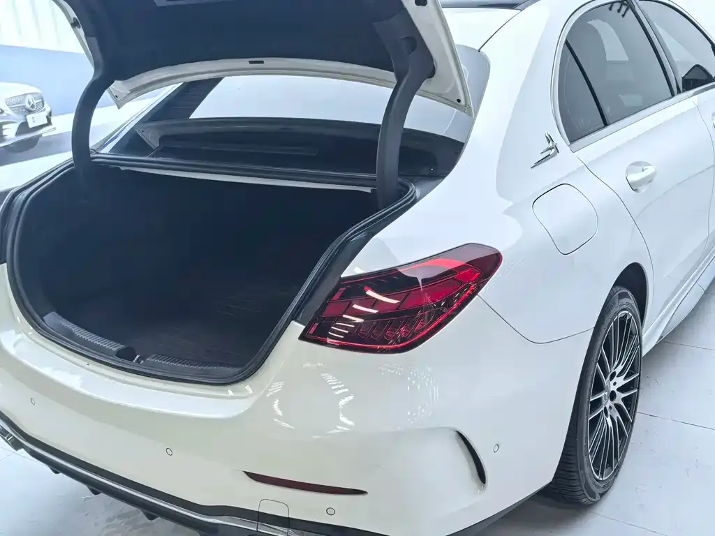 Mercedes-Benz C-Class 2023 из CN, фото 6