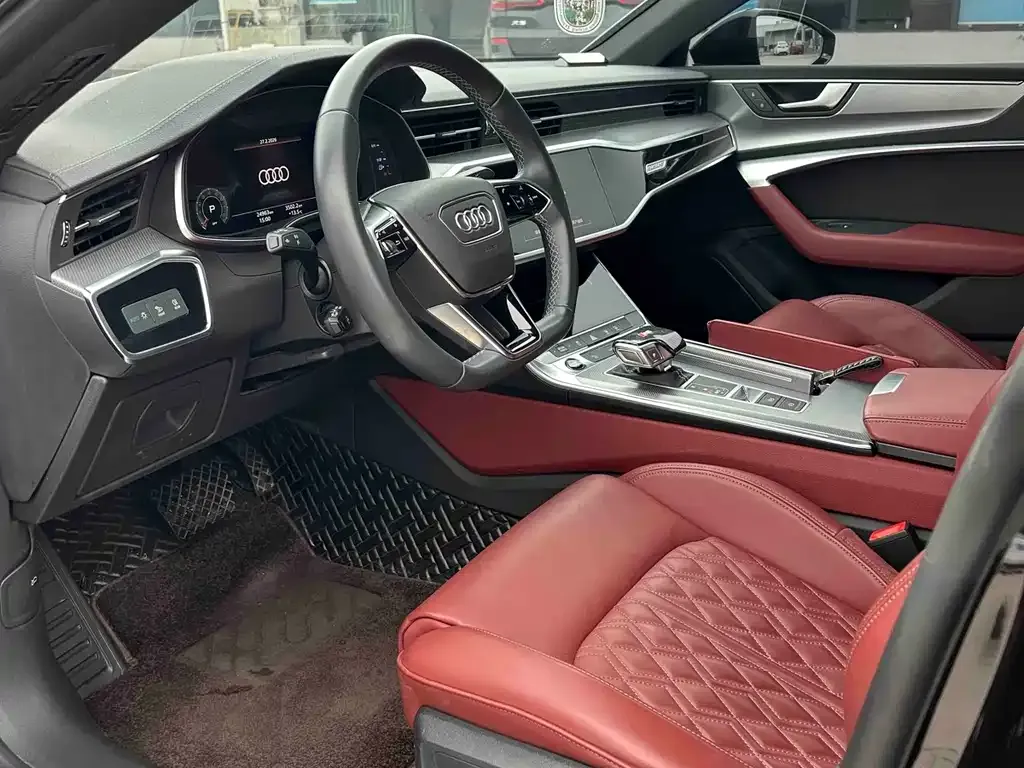 Audi A7L 2023 из CN, фото 8