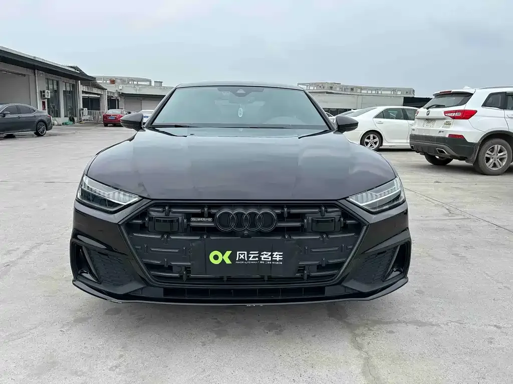 Audi A7L 2023 из CN, фото 10
