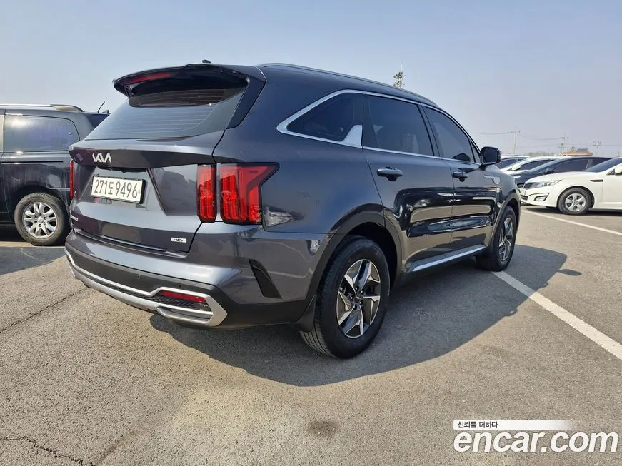 Kia Sorento — фото 5