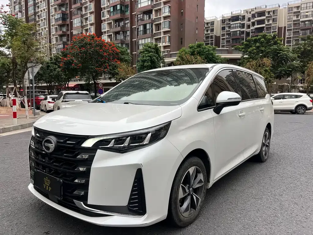 GAC Motor Trumpchi M6 — фото 6