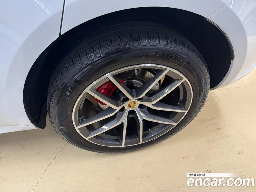 Porsche Macan 2023 из KR, фото 2