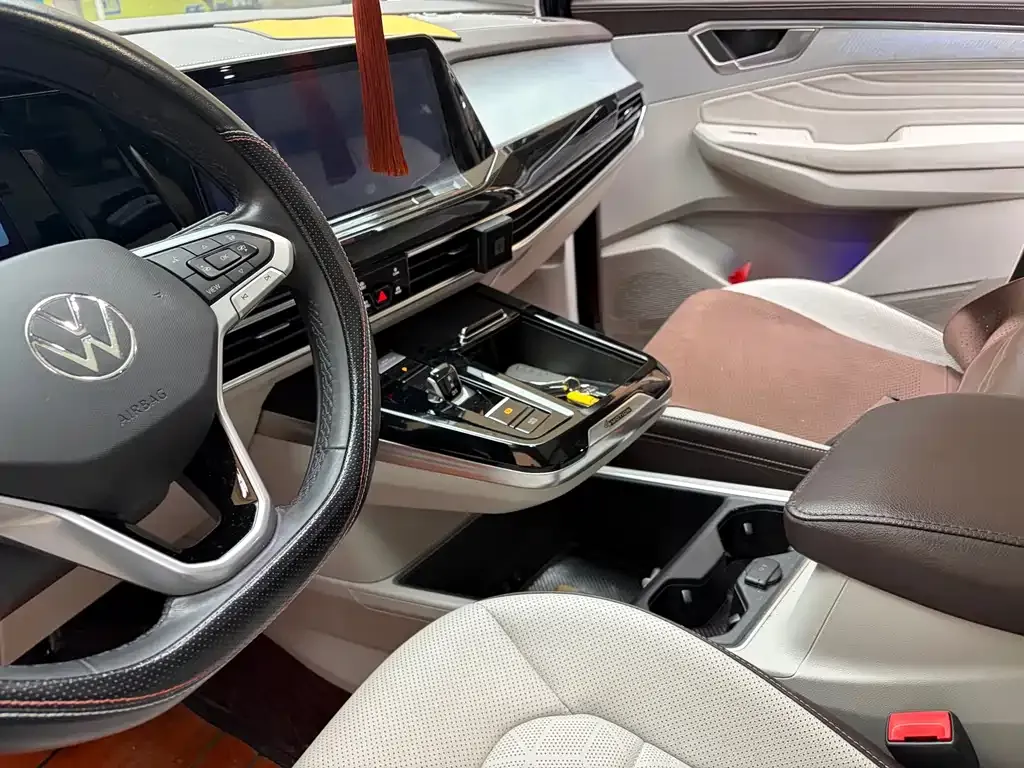 Volkswagen Talagon 2023 из CN, фото 7