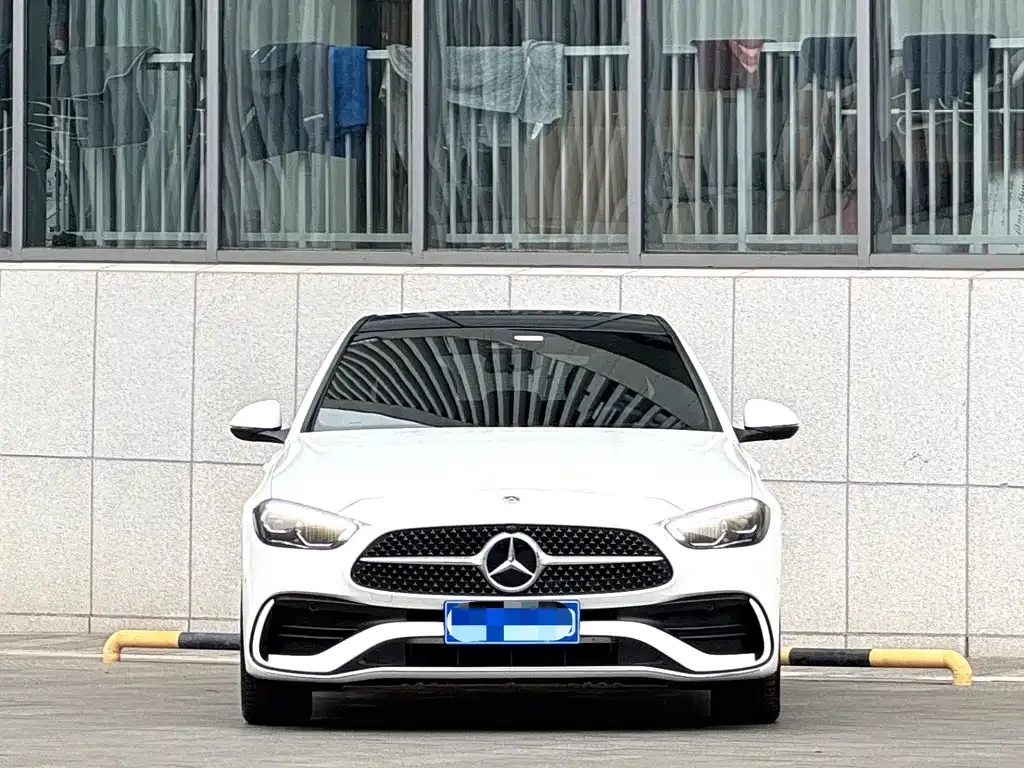 Mercedes-Benz C-Class — фото 7