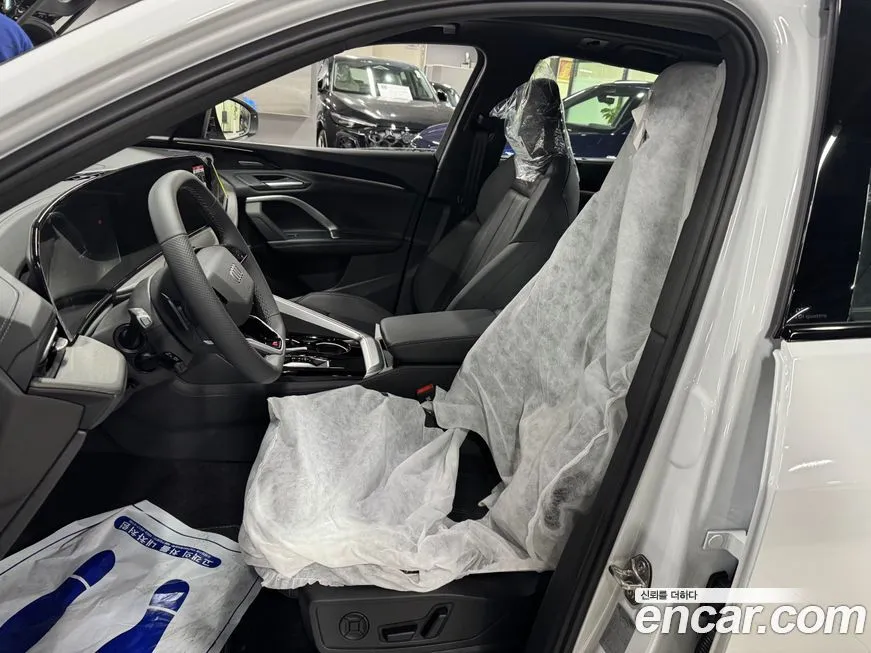 Audi Q5 2025 из KR, фото 9