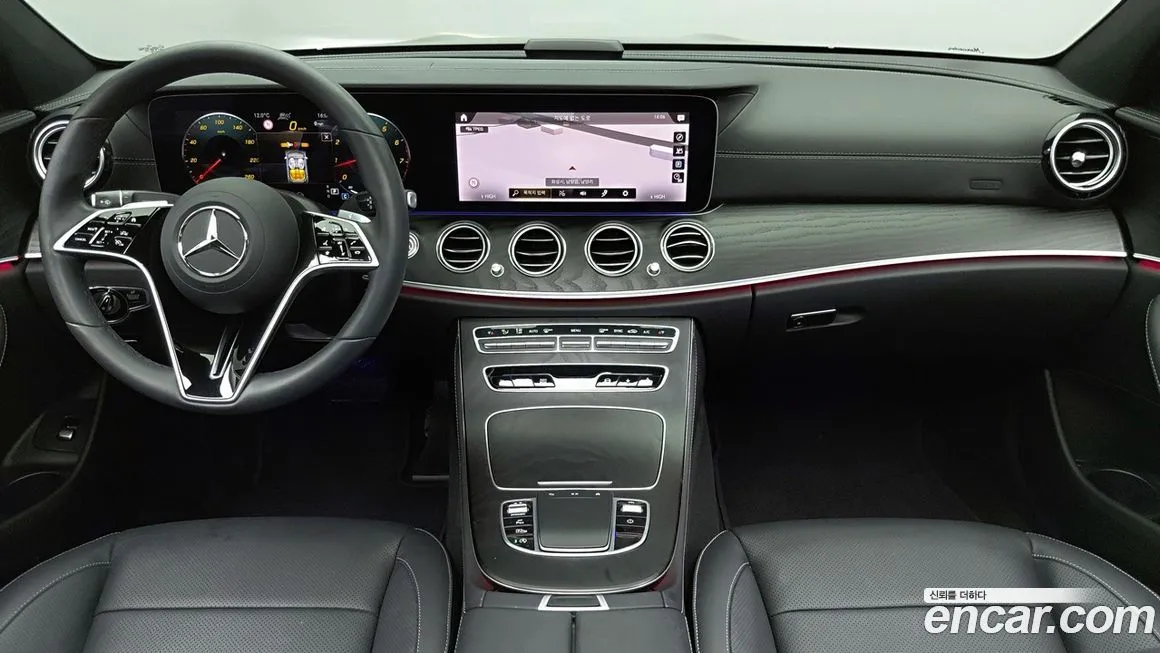 Mercedes-Benz E-Class — фото 10