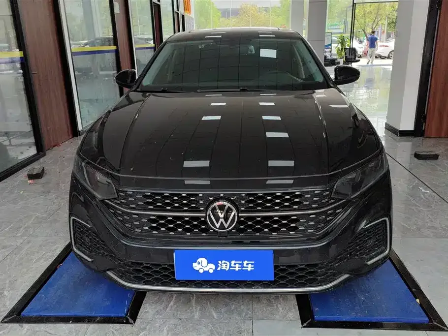 Volkswagen Passat — фото 4