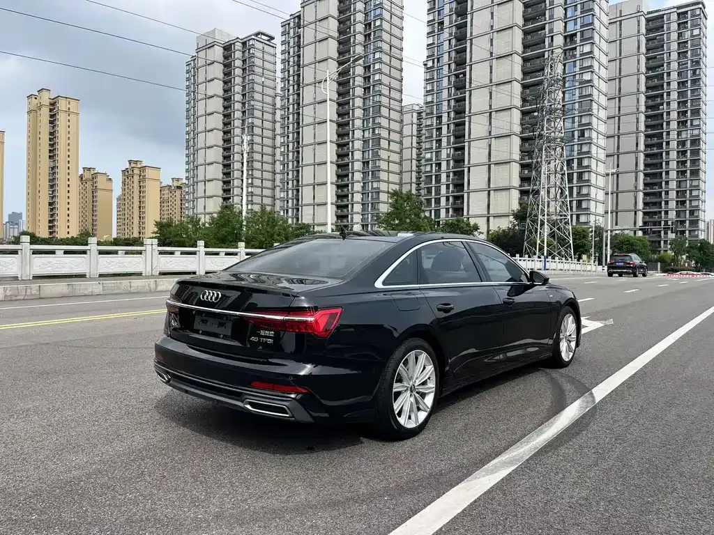 Audi A6L 2021 из CN, фото 3